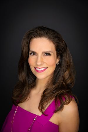 headshot of Fast Forward Coach, Heather