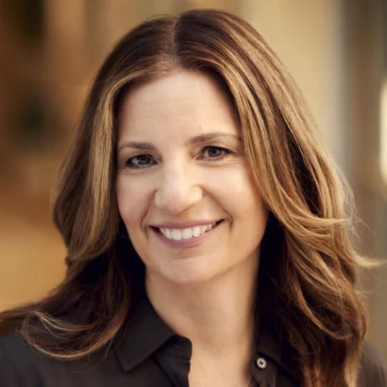 Headshot of Fast Forward Group President and Co-Founder Wendy Leshgold